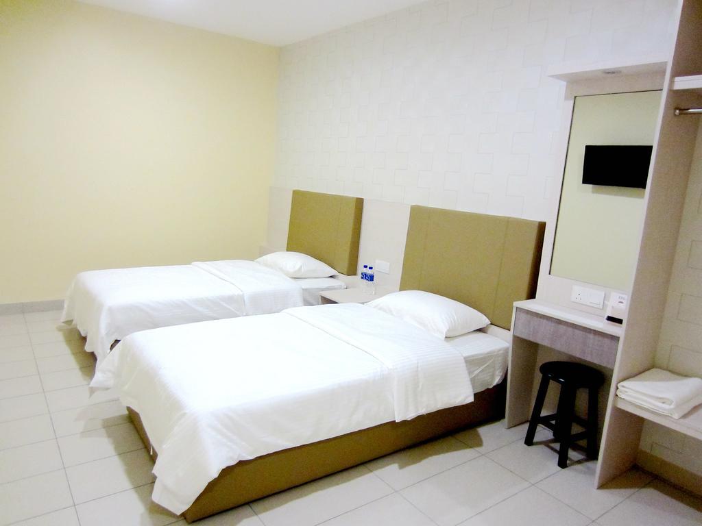 Rg Grand Hotel Batu Pahat Eksteriør bilde